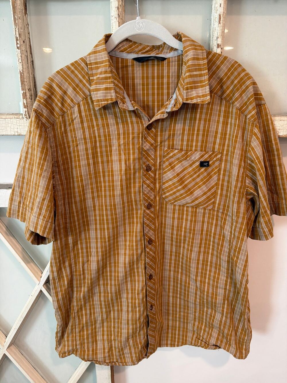 Arc’teryx Men’s large button up shirt harvest plaid shirt